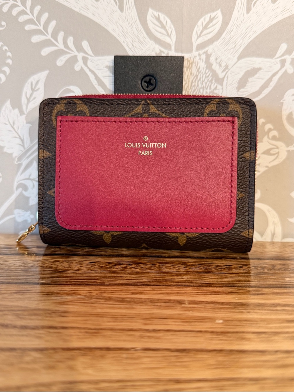 Louis Vuitton Monogram Canvas Fuchsia Leather Lou Wallet $825 Retail Italy